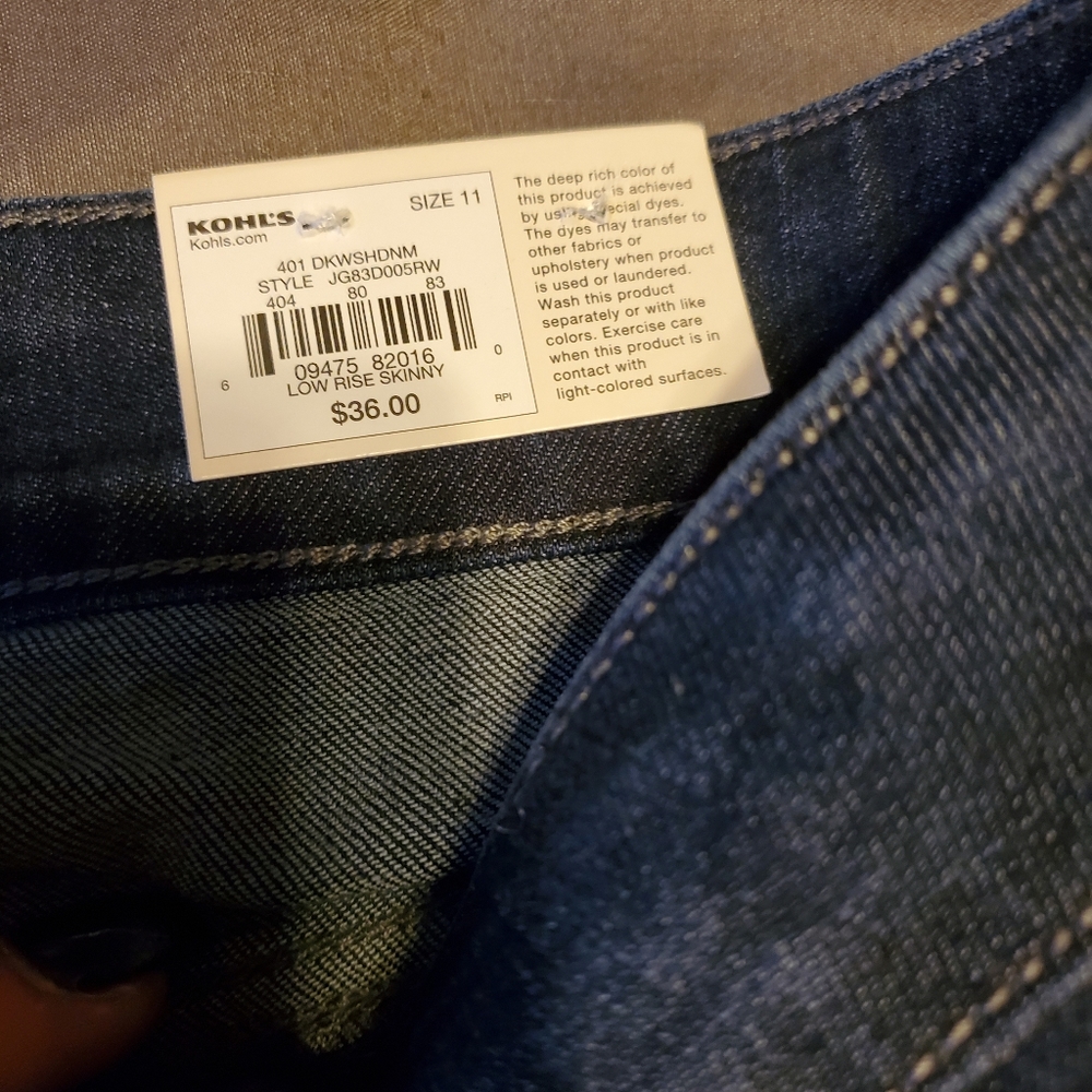 Low Rise Skinny Jeans - Picture 3 of 3
